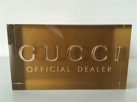 rivenditore a parma gucci